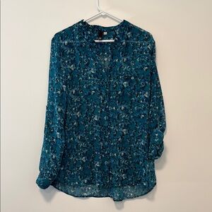 Kut from the Kloth Turquoise Blue Collarless Sheer Buttoned Blouse